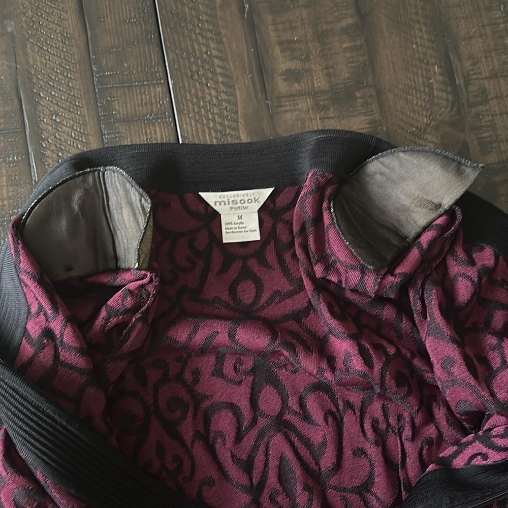 Exclusively Misook Petite M Texture Zip-Up Top Lightweight Jacket Burgundy Black - Picture 12 of 16